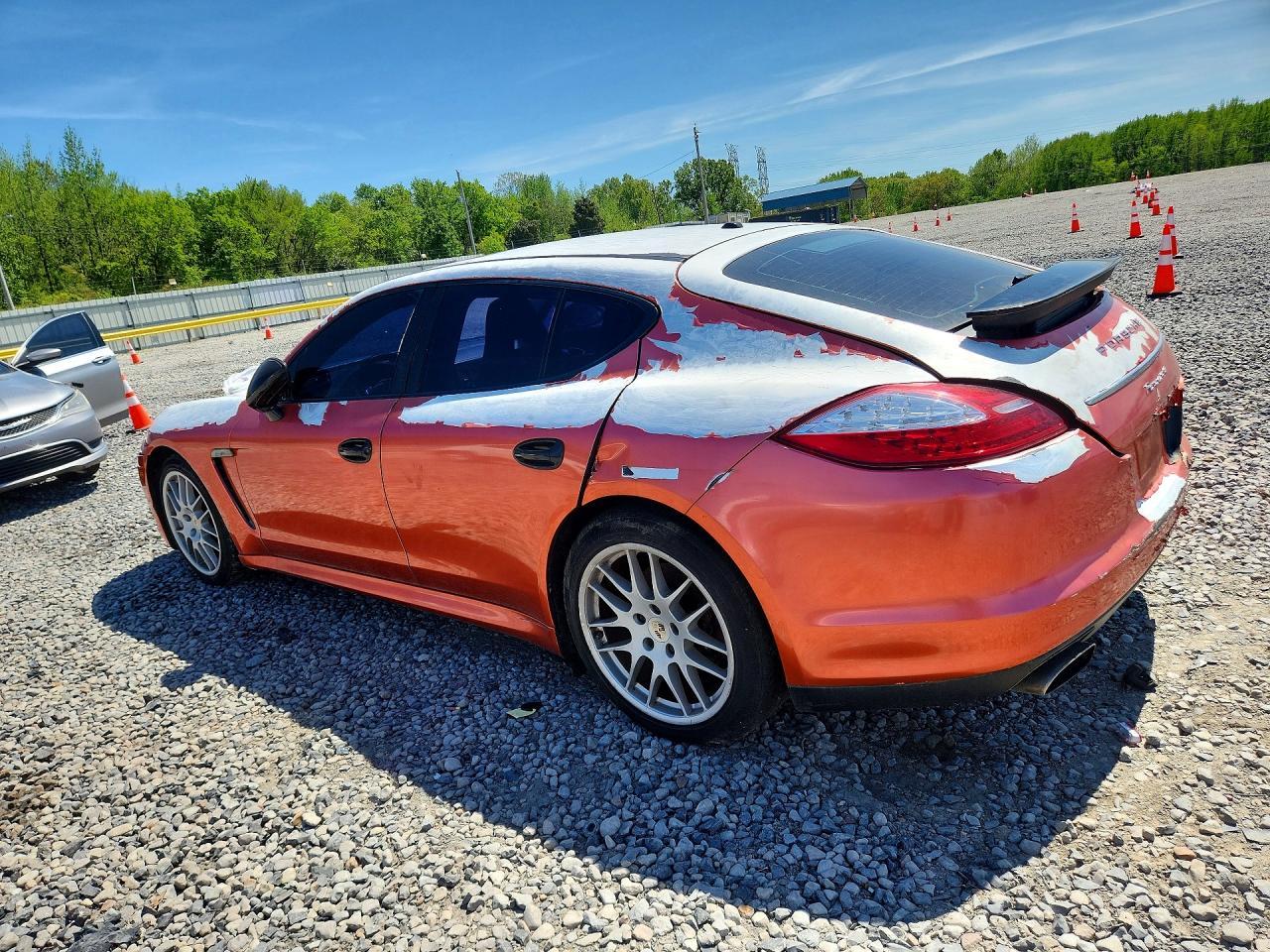 2011 PORSCHE Panamera