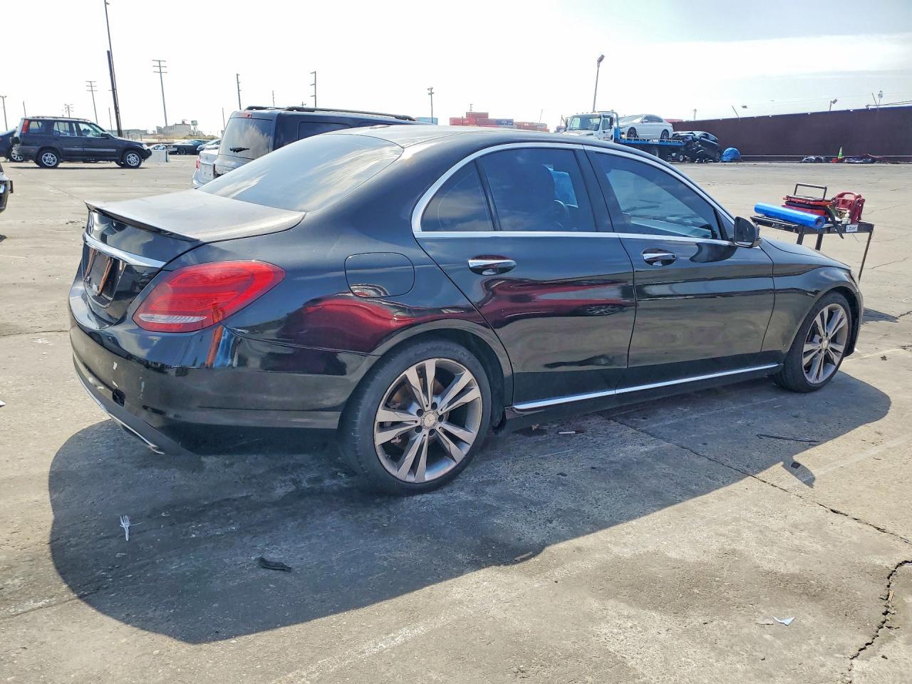 2015 MERCEDES-BENZ C-CLASS