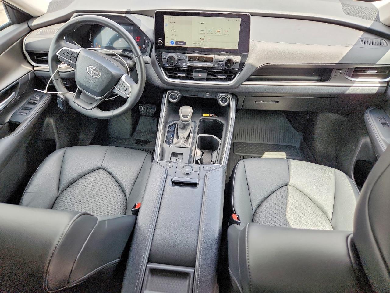 2024 TOYOTA HIGHLANDER