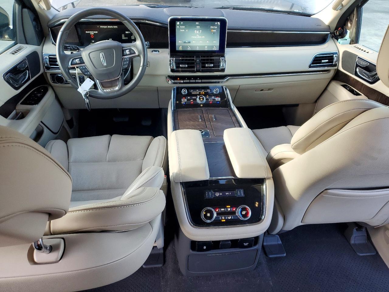 2019 LINCOLN Navigator