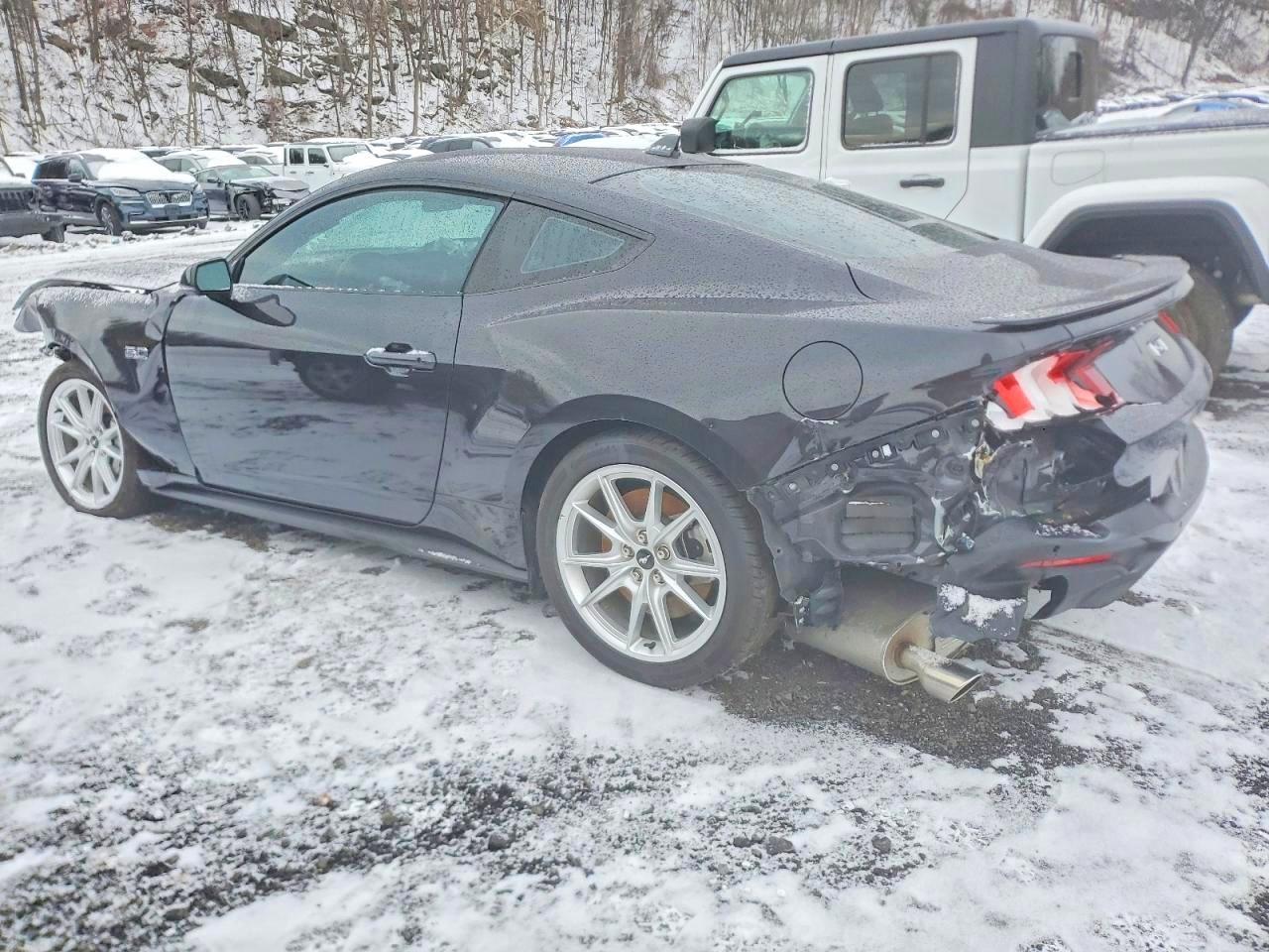 2024 FORD MUSTANG