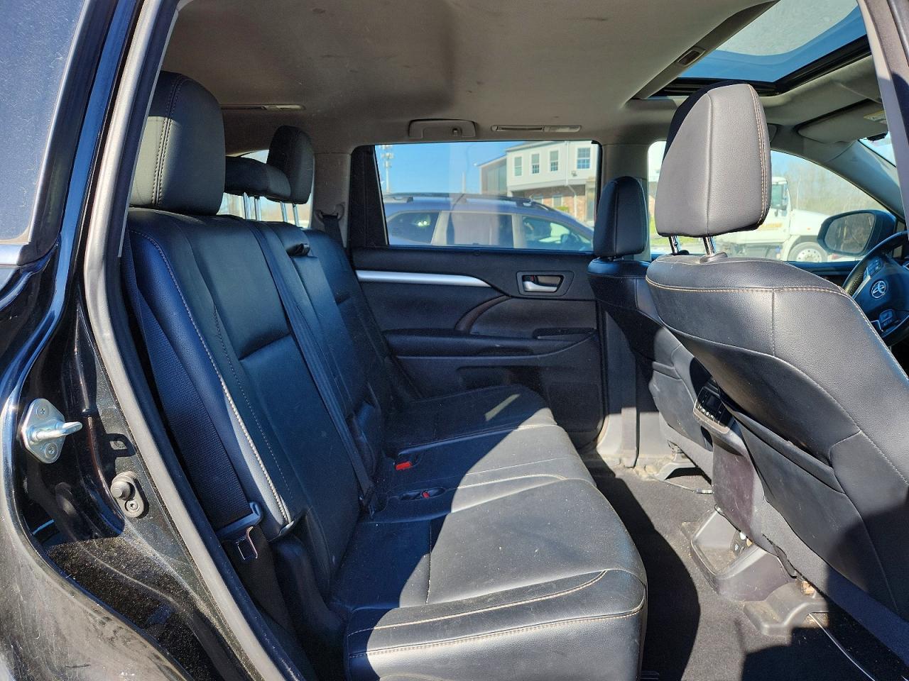 2015 TOYOTA HIGHLANDER