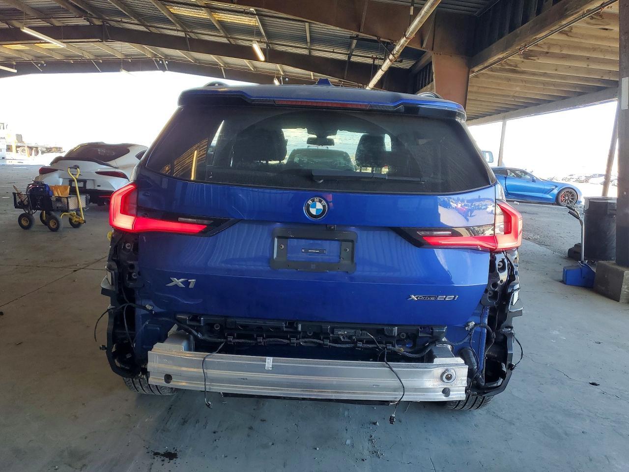 2023 BMW X1