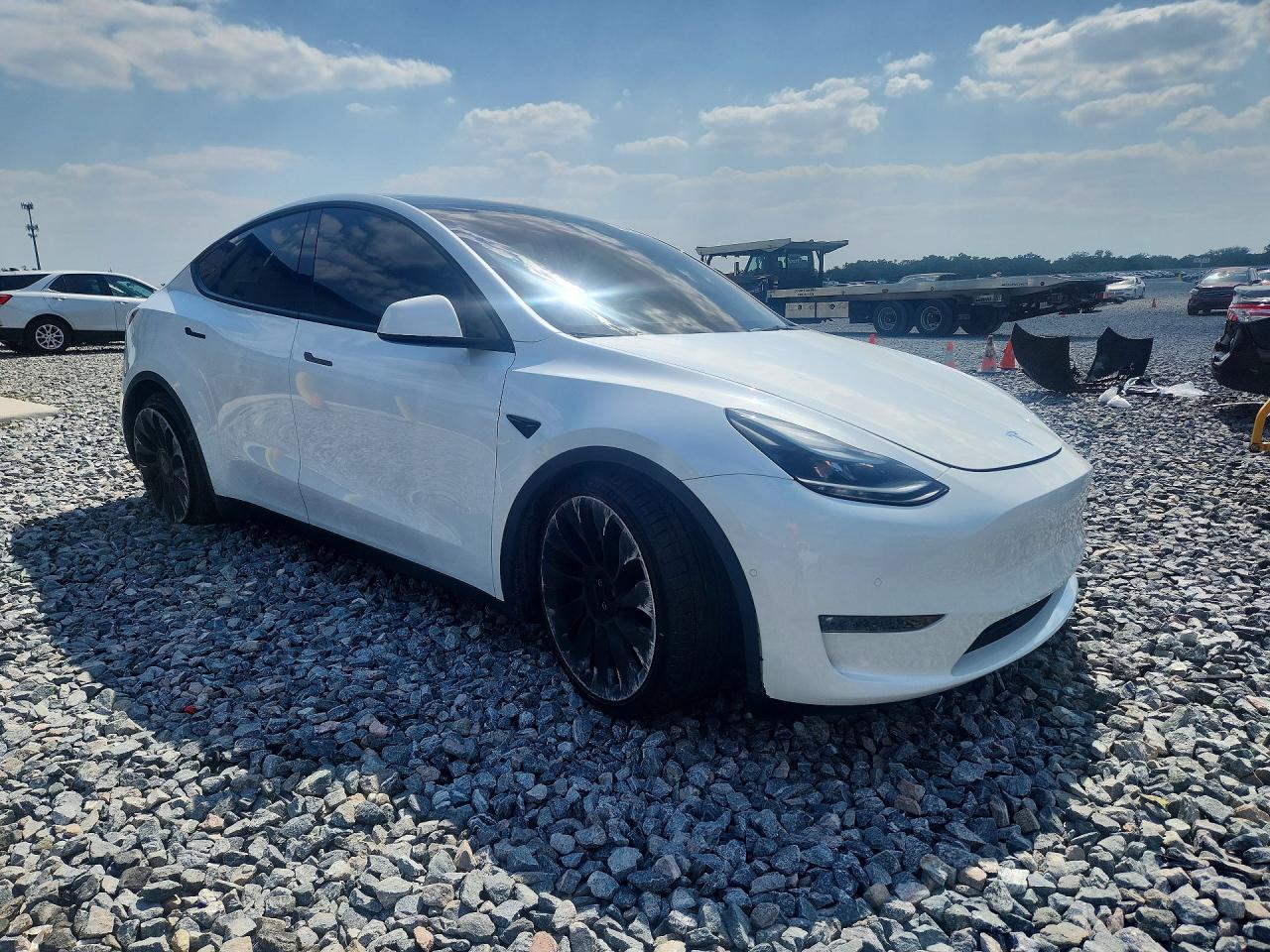 2022 TESLA MODEL Y