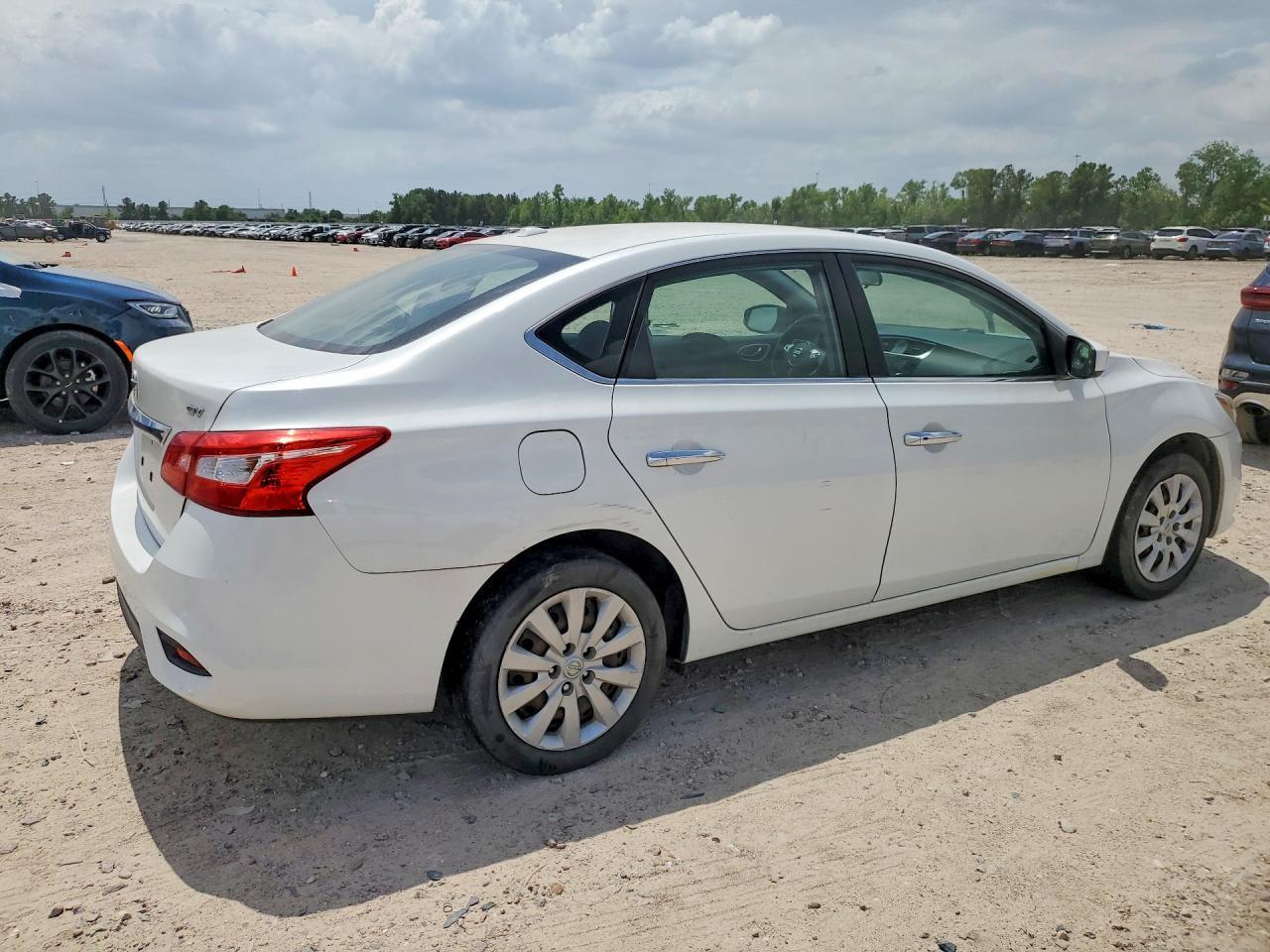 2017 NISSAN SENTRA