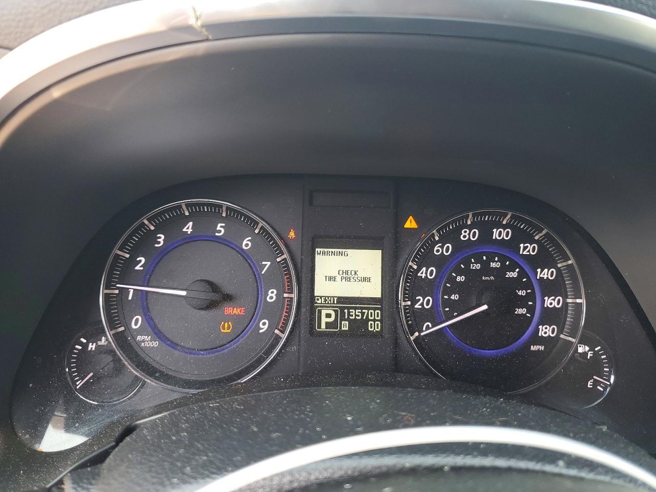 2012 INFINITI FX35