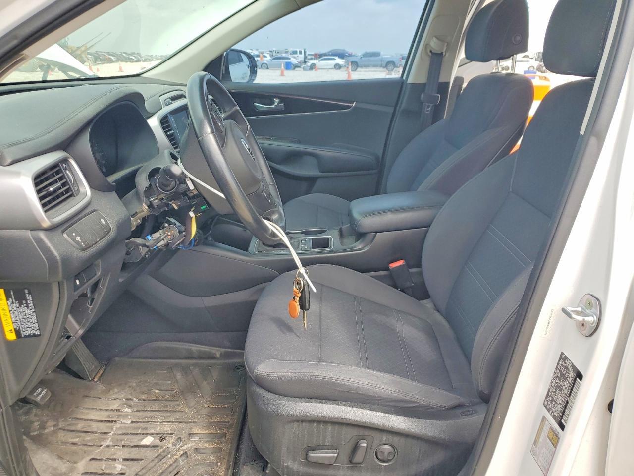 2017 KIA SORENTO