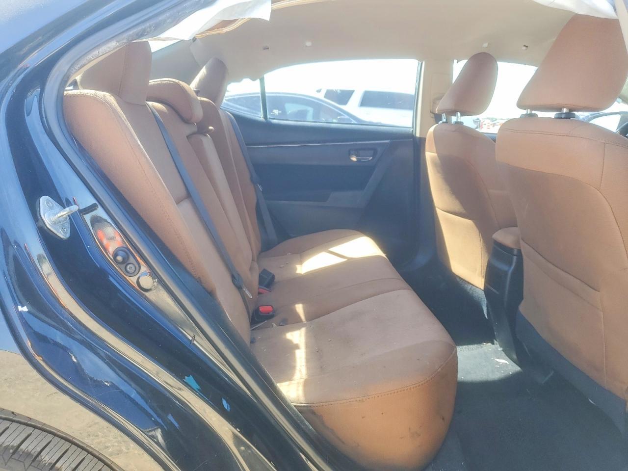 2015 TOYOTA COROLLA