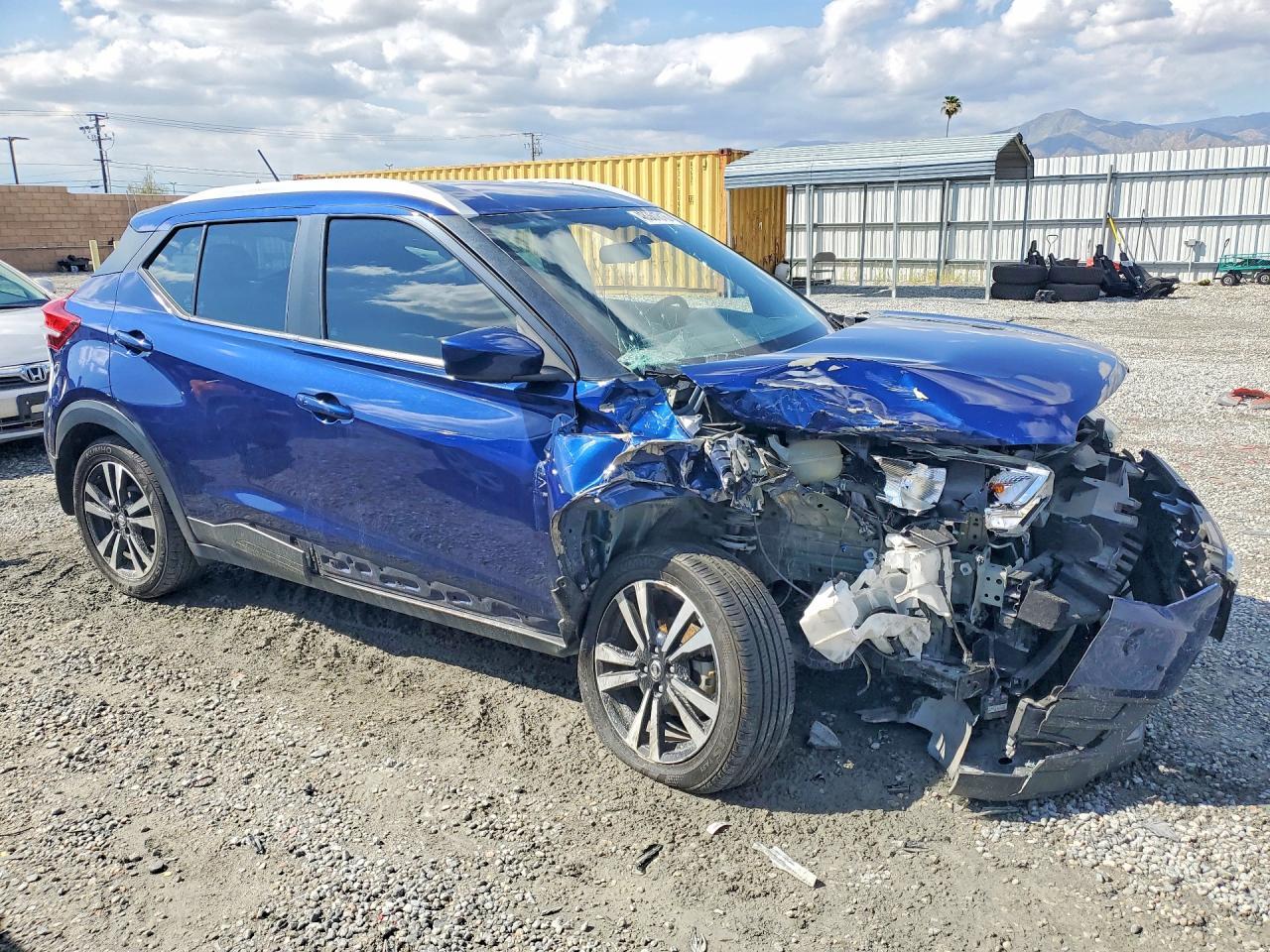 2019 NISSAN KICKS
