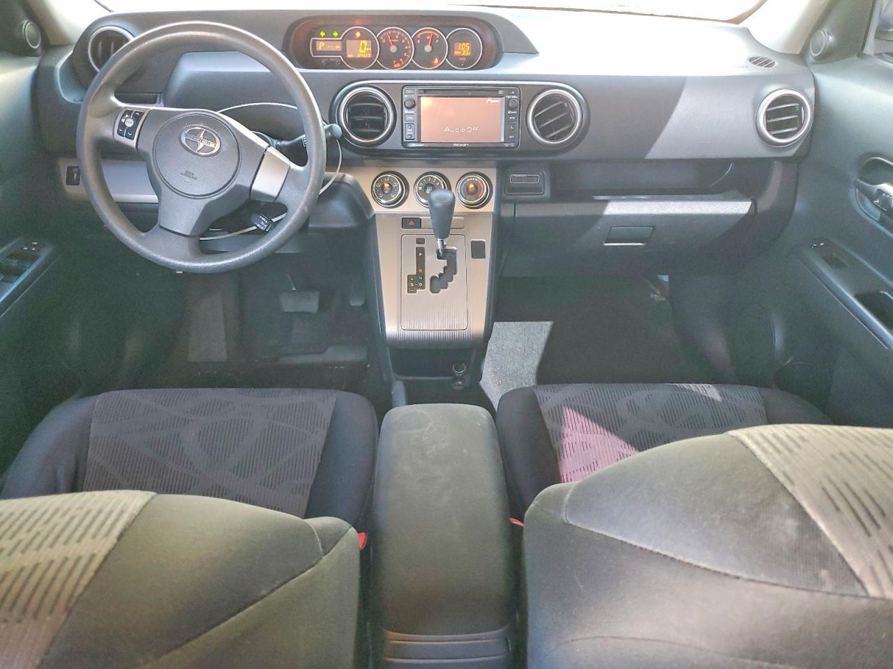 2015 SCION xB