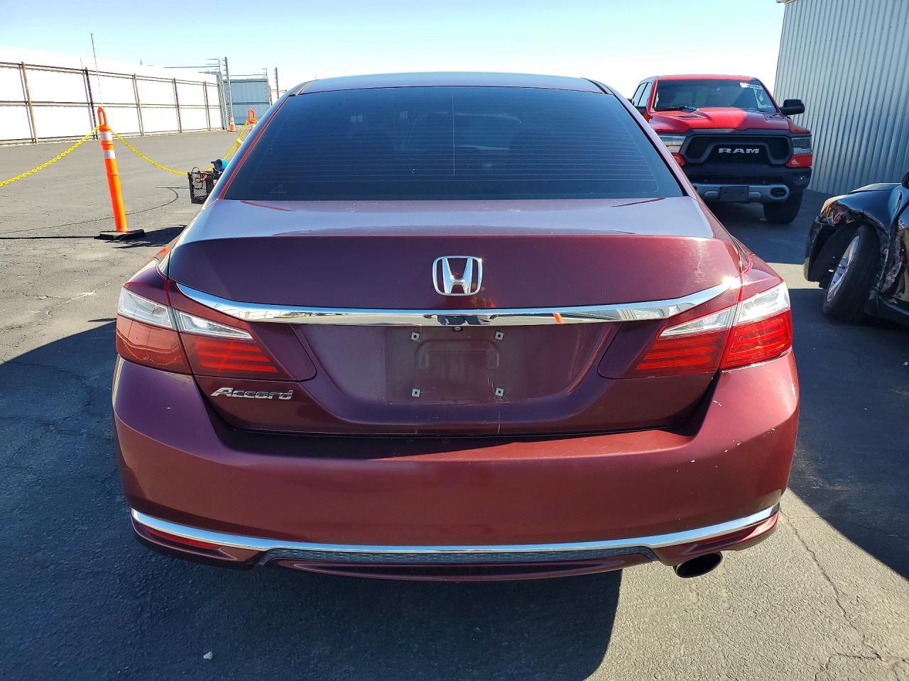 2017 HONDA ACCORD
