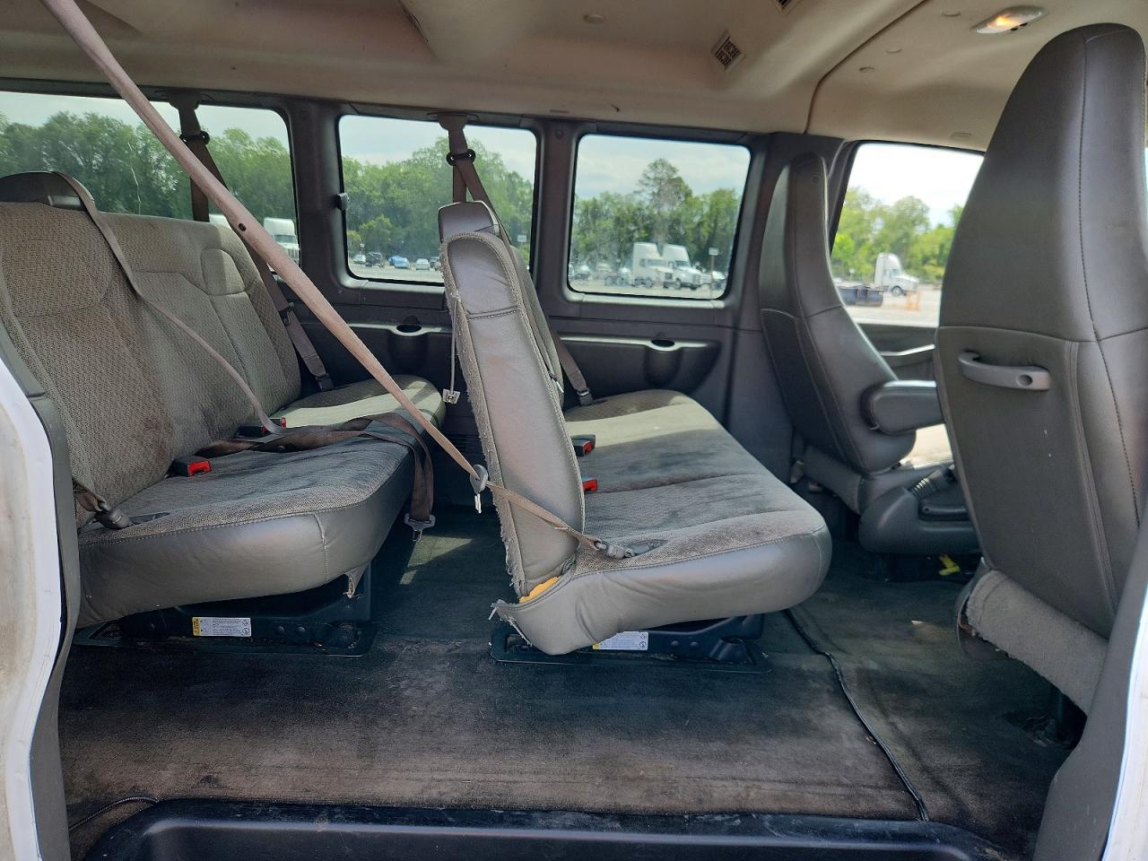 2018 CHEVROLET Express 3500