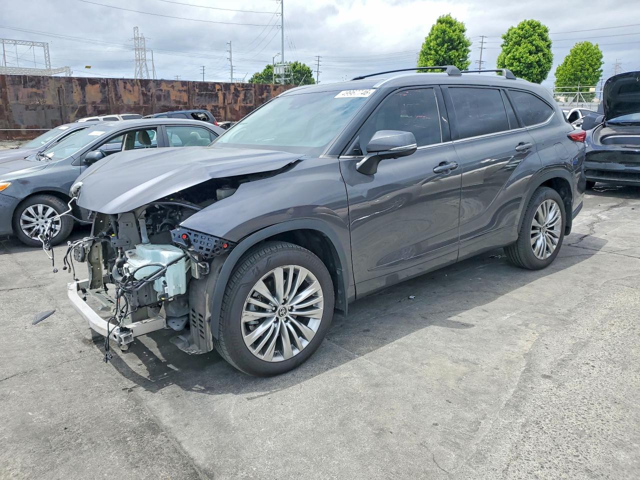 2023 TOYOTA HIGHLANDER