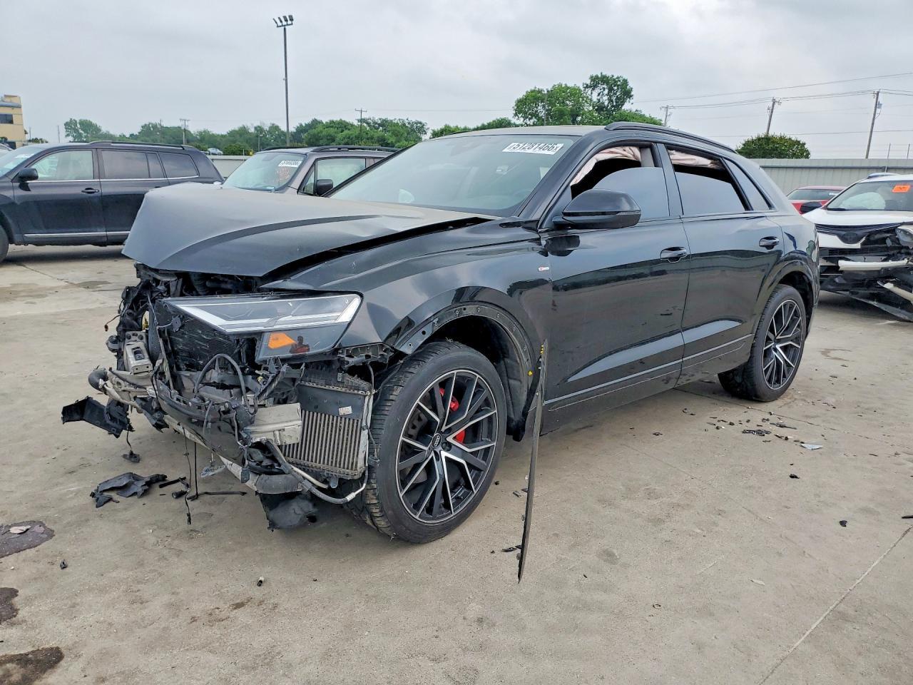 2020 AUDI Q8