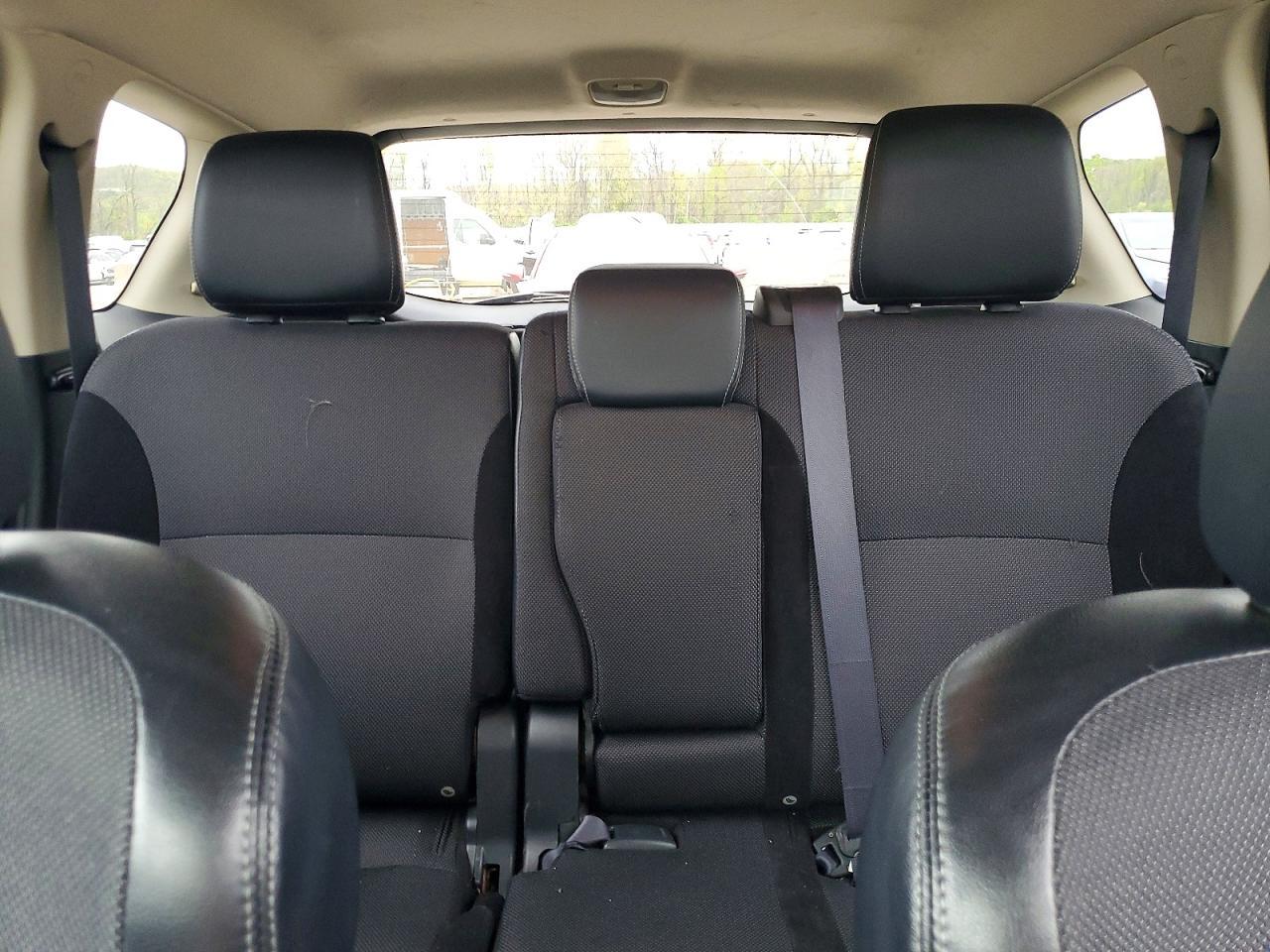 2013 MITSUBISHI outlander