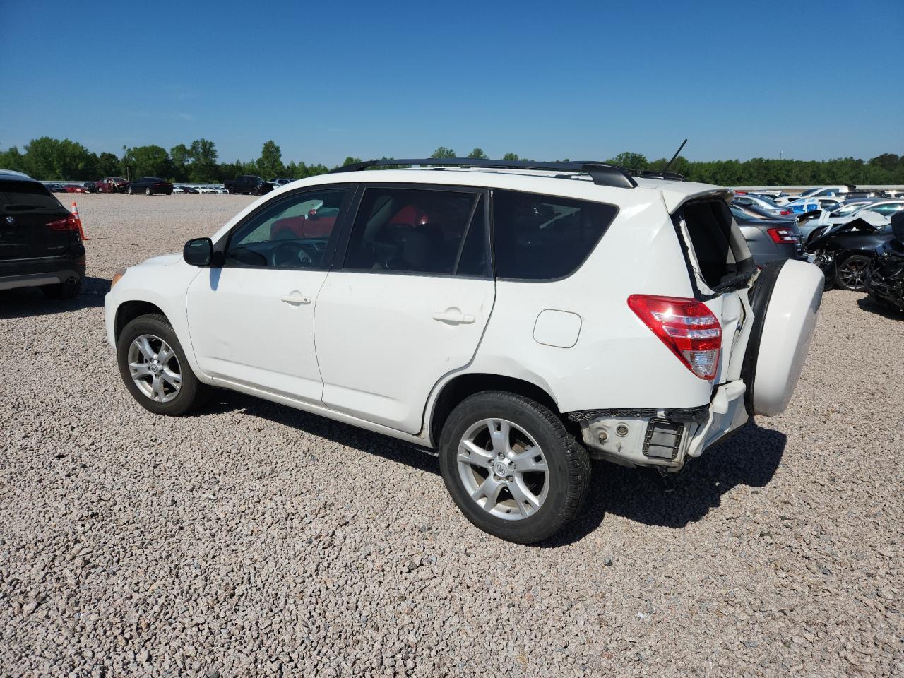 2011 TOYOTA RAV4