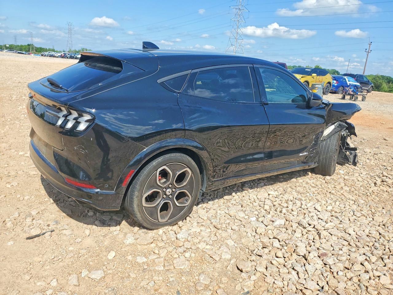 2021 FORD Mustang Mach-E