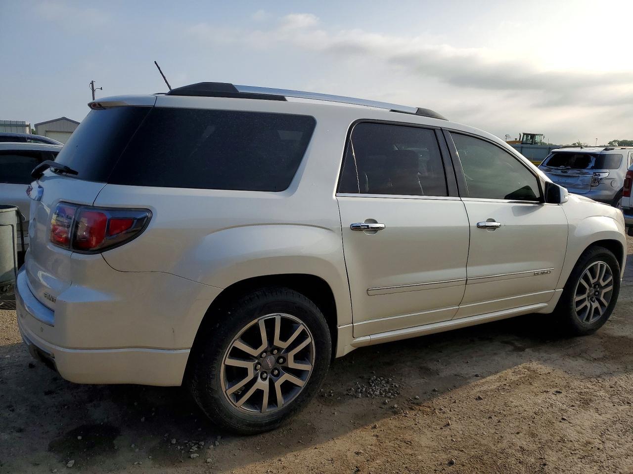 2013 GMC ACADIA