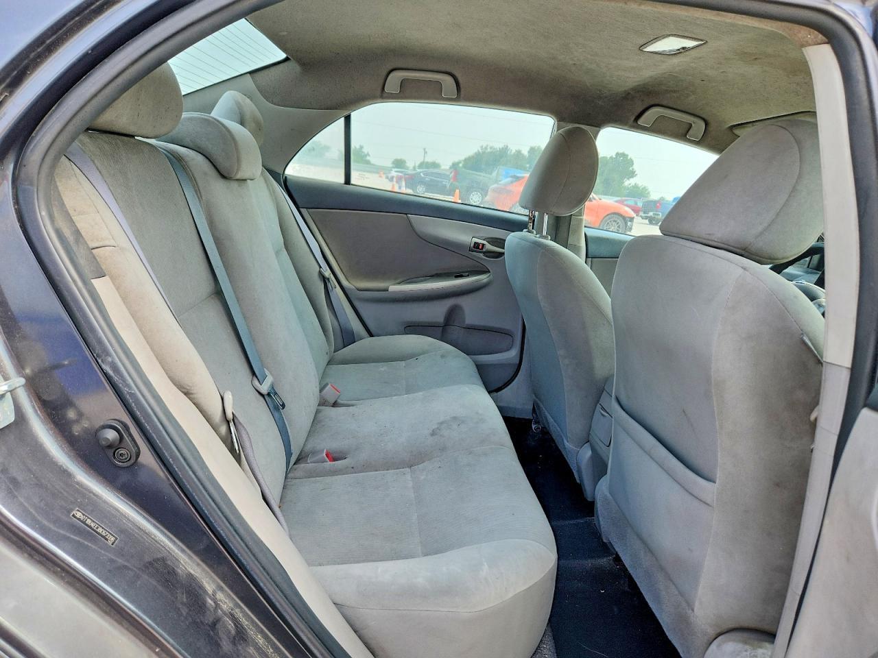 2011 TOYOTA COROLLA