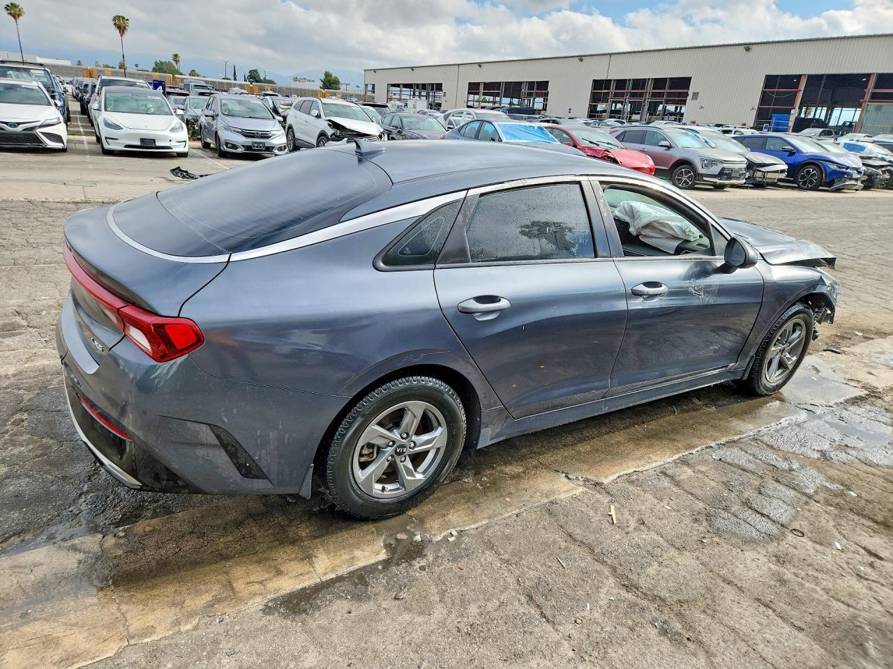 2021 KIA K5