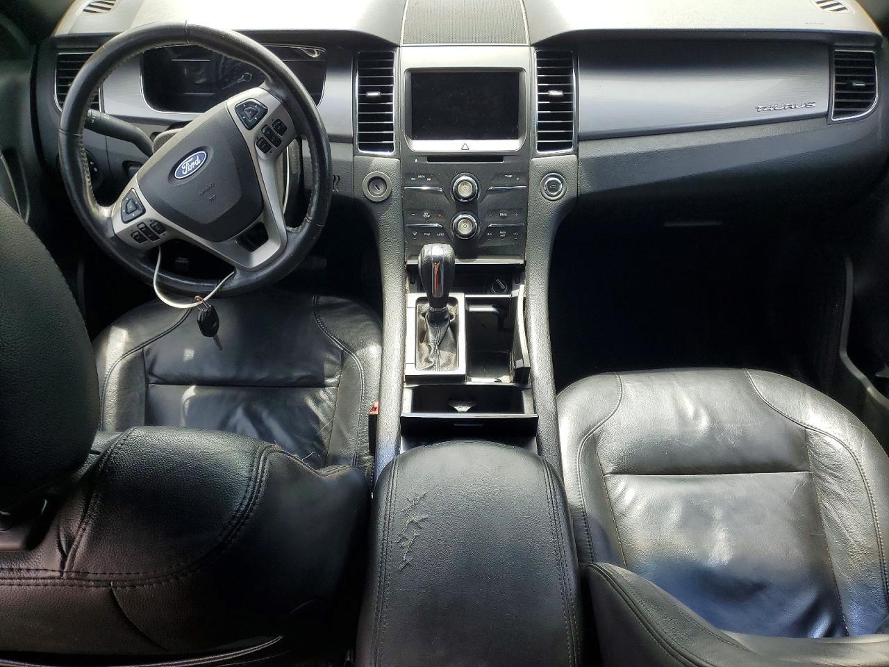 2014 FORD Taurus