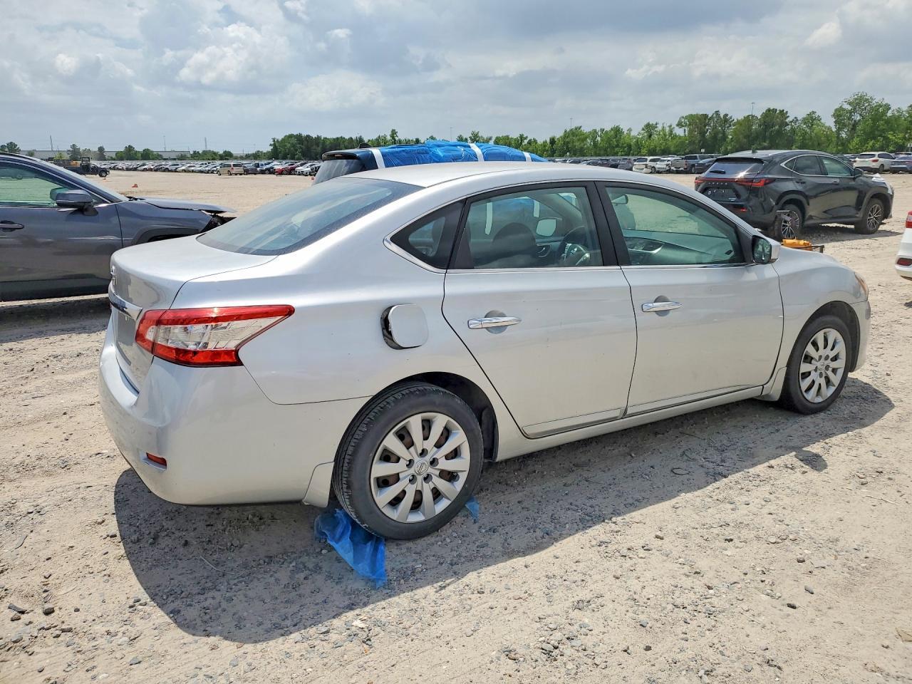 2015 NISSAN SENTRA
