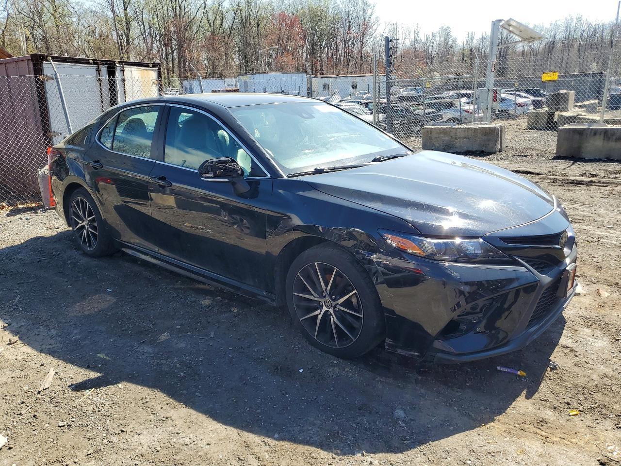 2022 TOYOTA CAMRY