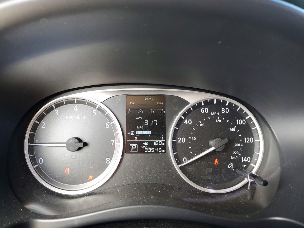 2024 NISSAN KICKS