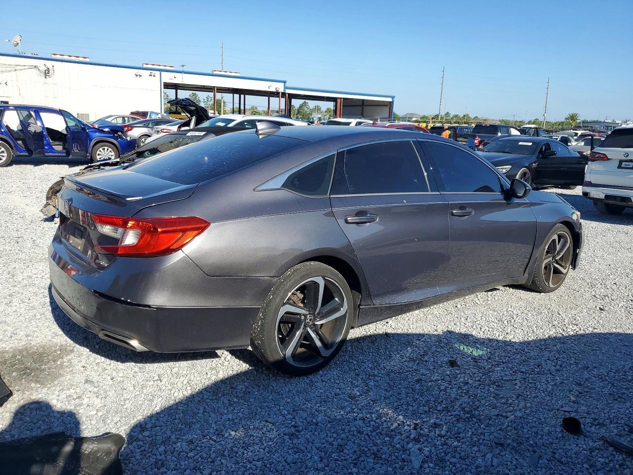 2018 HONDA ACCORD