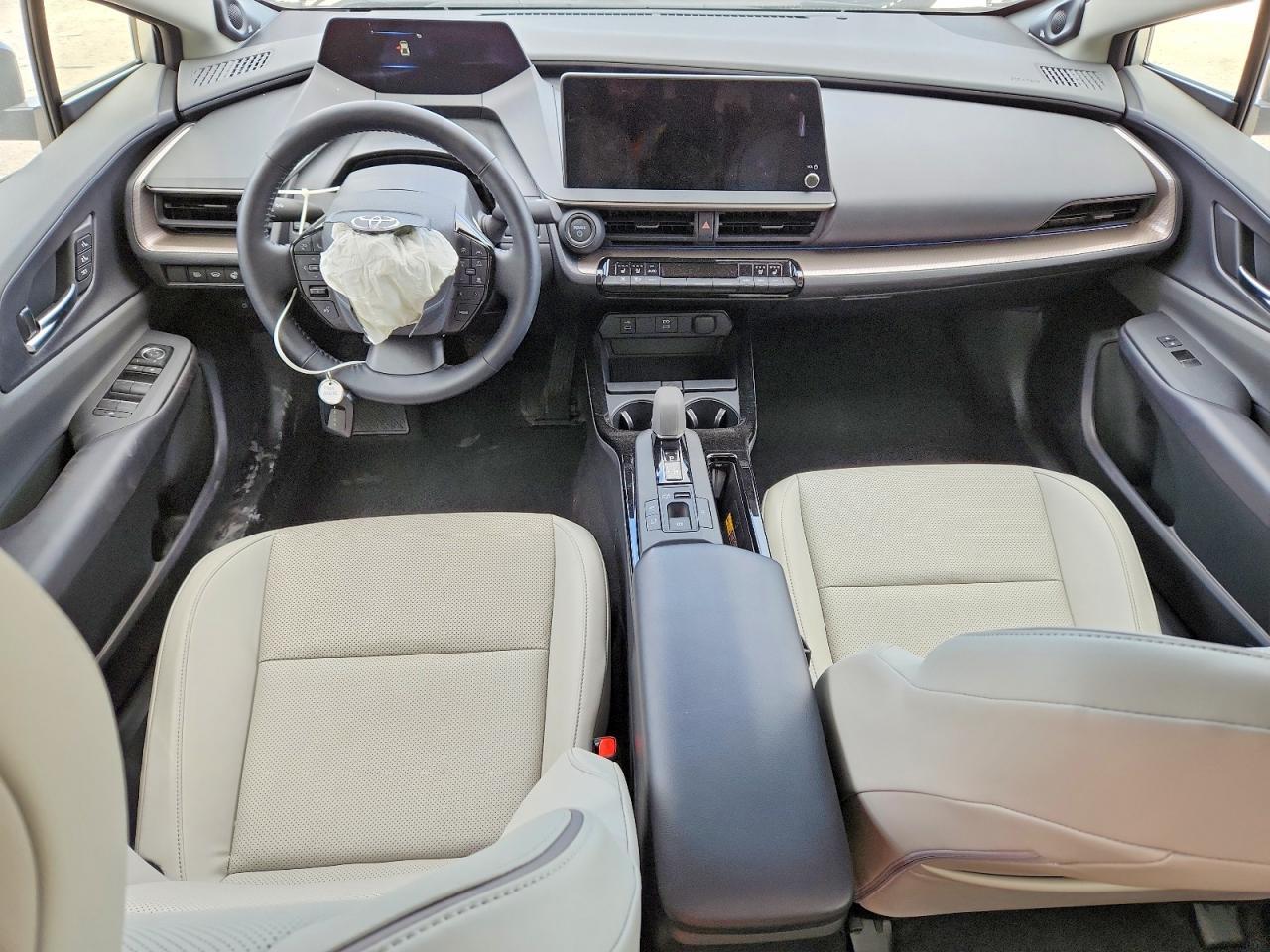 2024 TOYOTA PRIUS