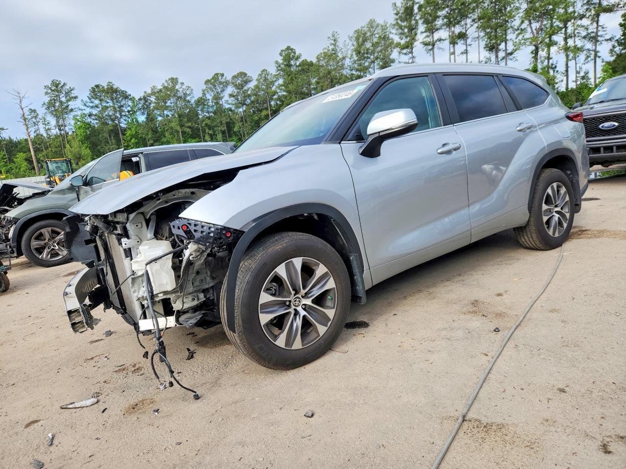 2023 TOYOTA HIGHLANDER