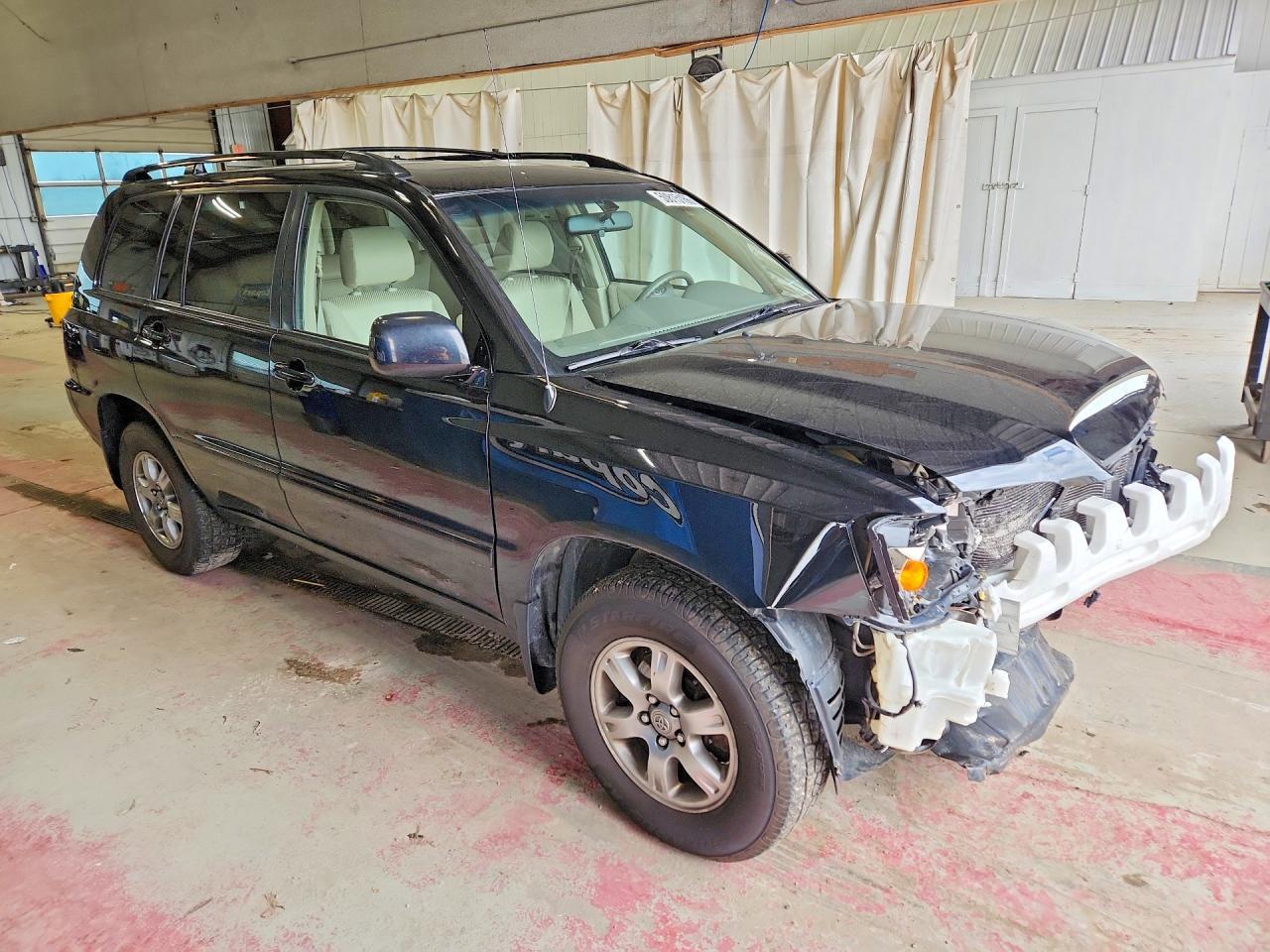 2005 TOYOTA HIGHLANDER