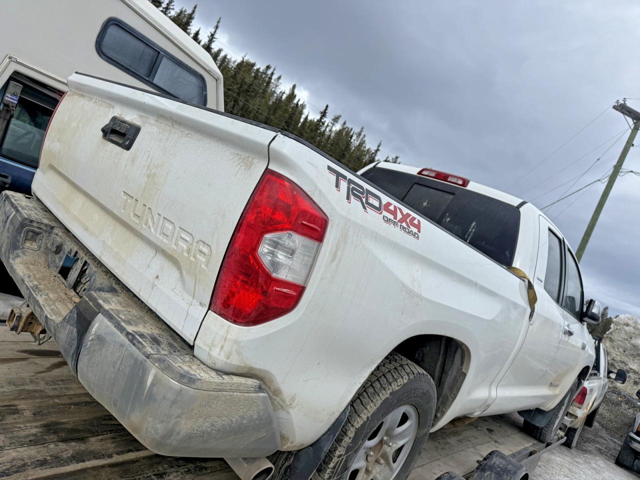 2016 TOYOTA TUNDRA