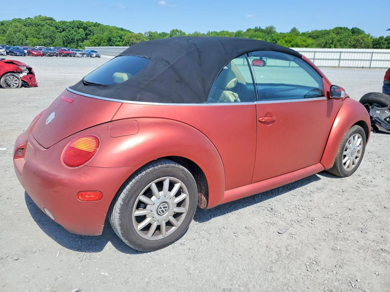 2004 VOLKSWAGEN Beetle