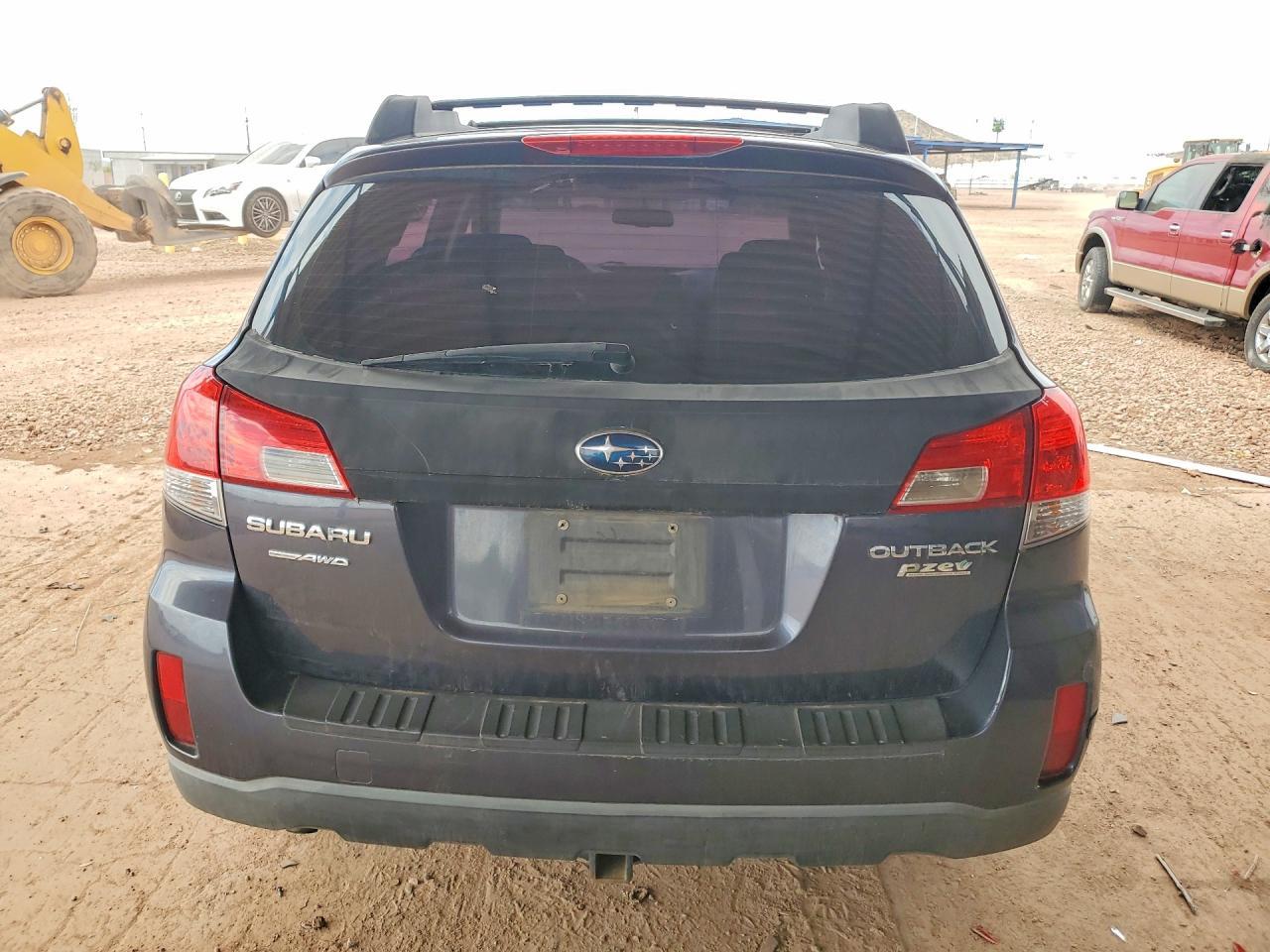 2010 SUBARU Outback