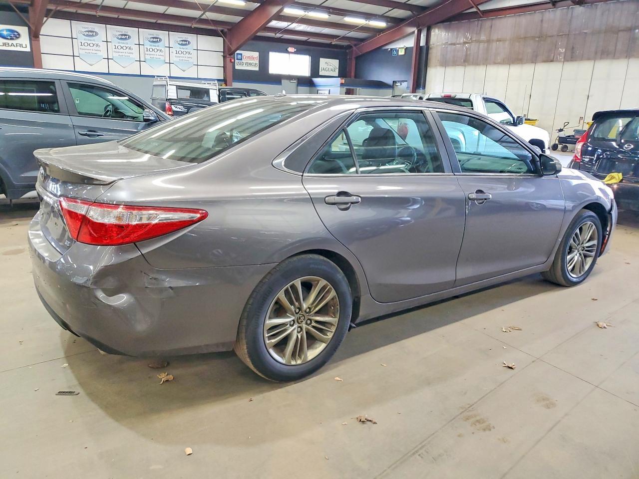 2016 TOYOTA CAMRY