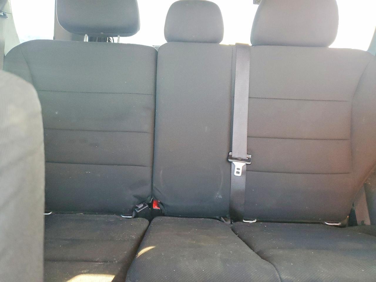 2010 FORD ESCAPE