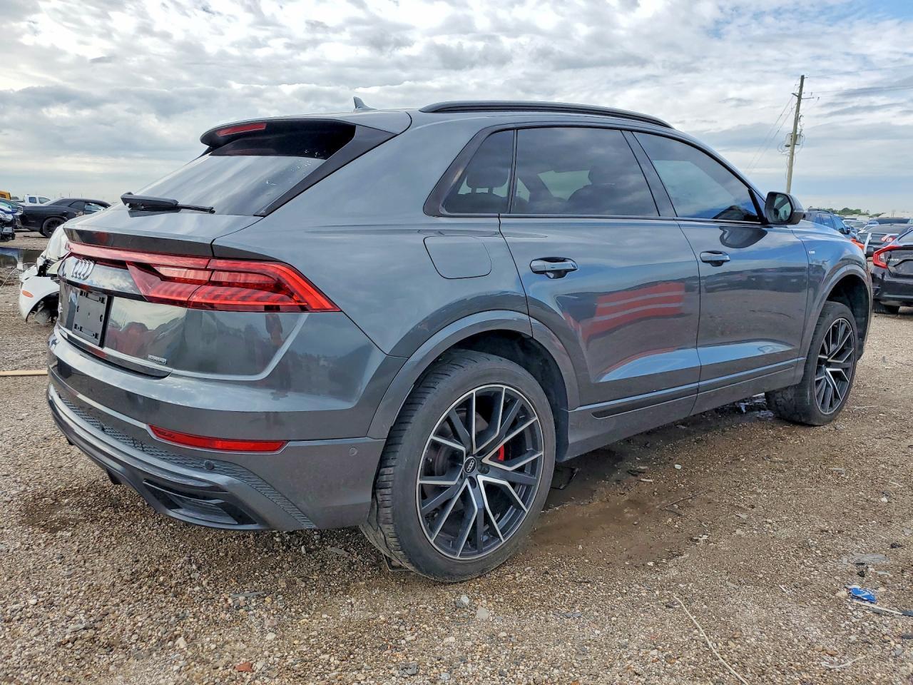 2019 AUDI Q8