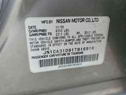2001 NISSAN Maxima