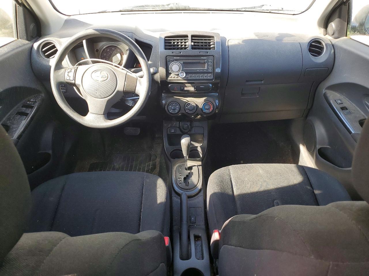 2010 SCION xD