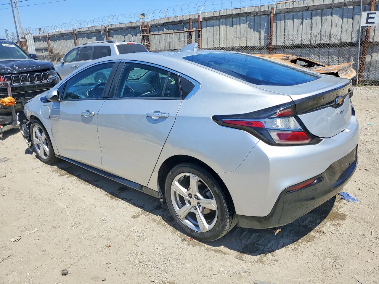 2017 CHEVROLET VOLT