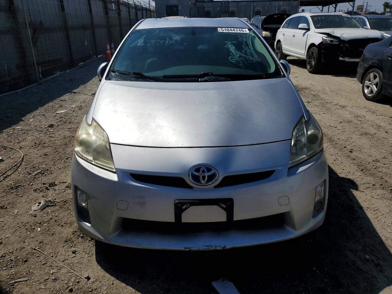 2011 TOYOTA PRIUS