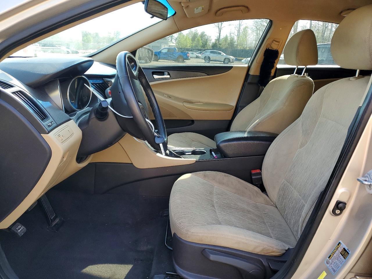 2011 HYUNDAI SONATA