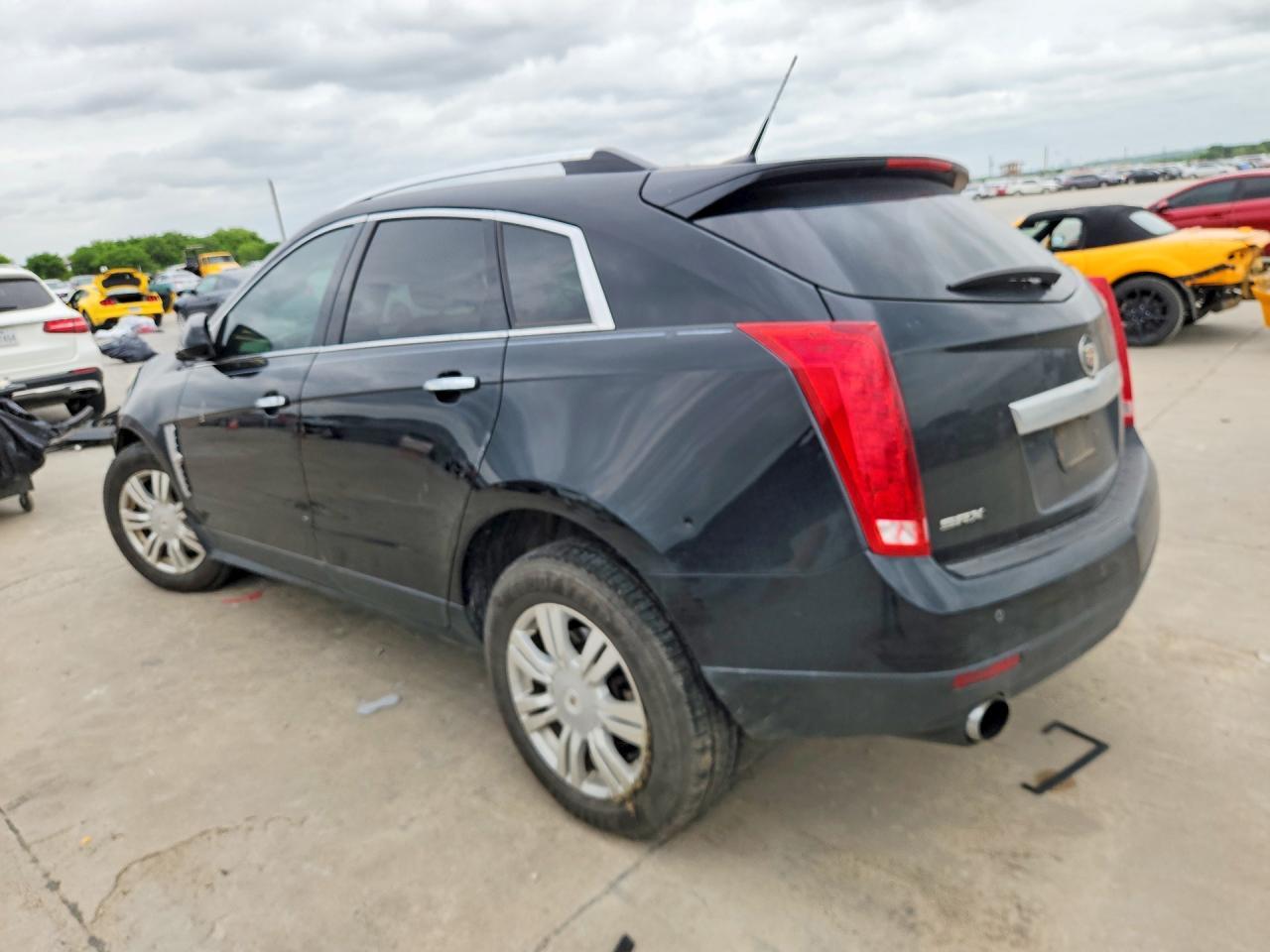 2010 CADILLAC SRX