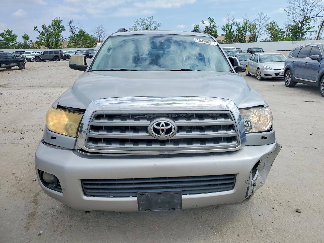 2010 TOYOTA Sequoia