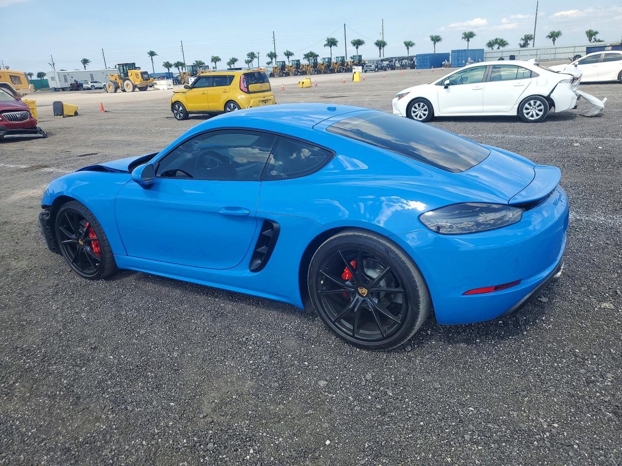 2022 PORSCHE Cayman