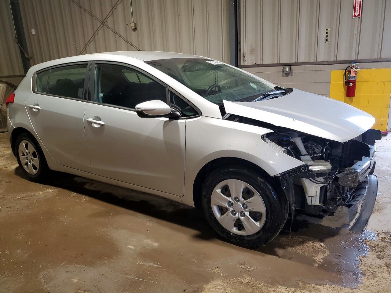 2017 KIA FORTE