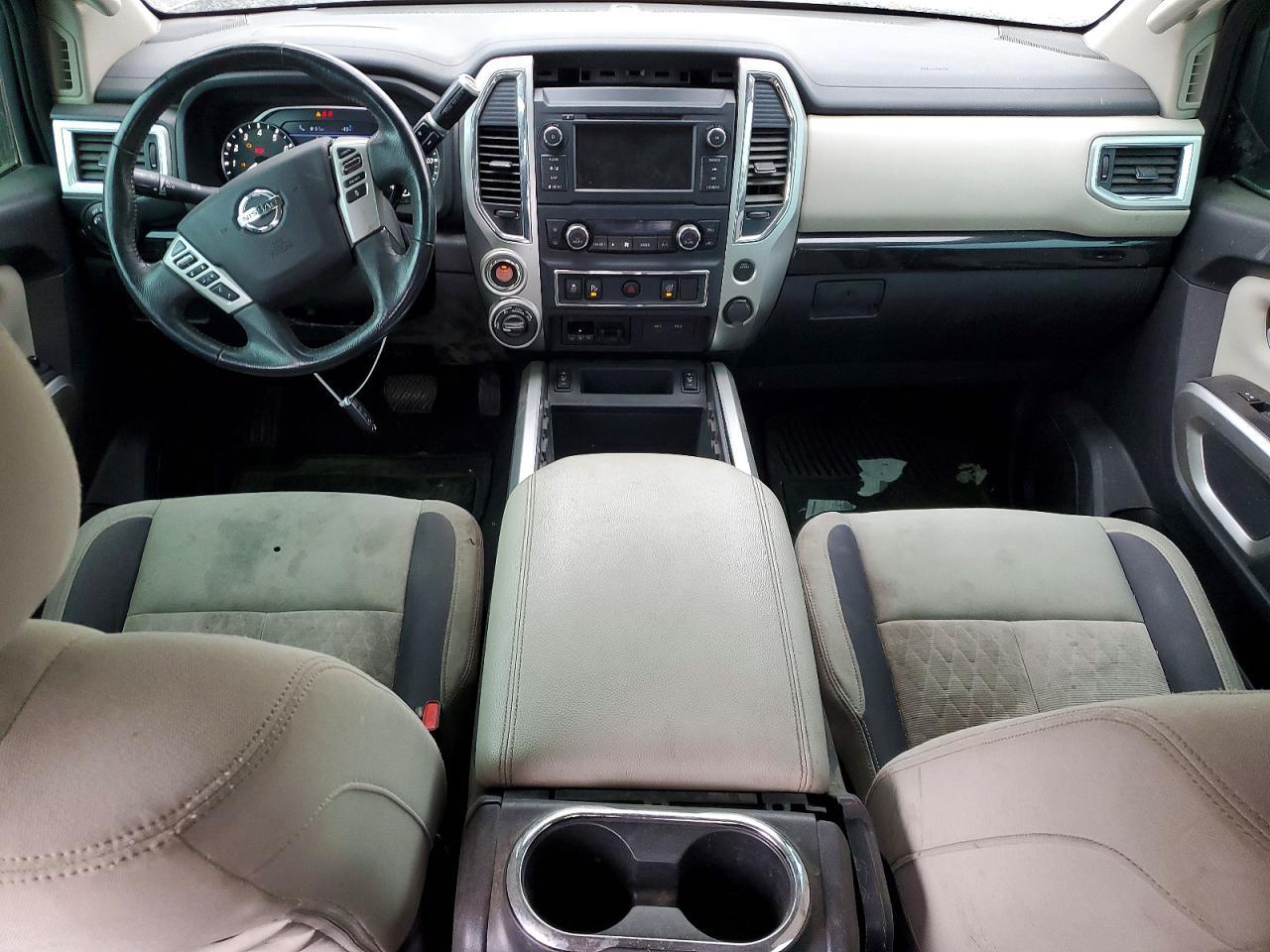 2020 NISSAN Titan