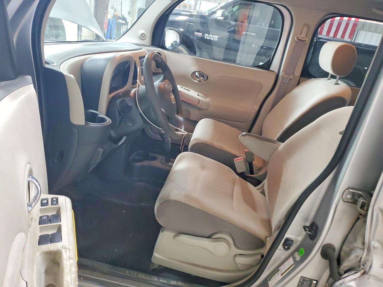 2009 NISSAN CUBE