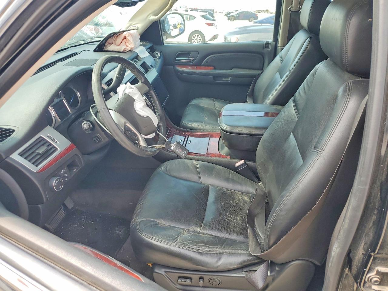 2009 CADILLAC ESCALADE